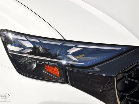 Used 2025 Audi RS Q8 performance image 6