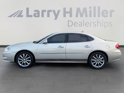 Used 2009 Buick LaCrosse CXL image 2