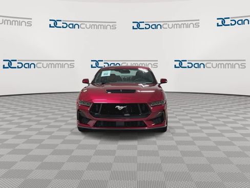 Used 2025 Ford Mustang GT Premium RWD image 3