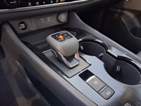 New 2026 Nissan Rogue SV FWD image 9