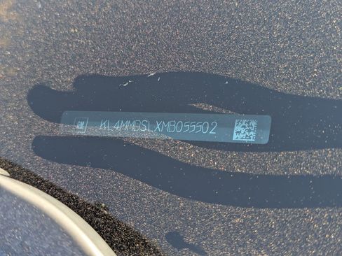 Used 2021 Buick Encore GX Select w/ Sport Touring Package image 10