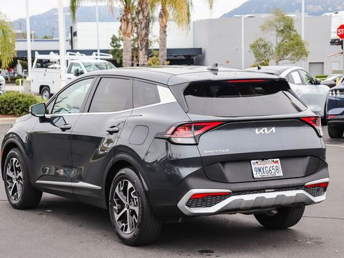 Used 2024 Kia Sportage EX FWD image 6