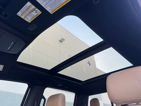 Certified 2021 Ford F150 Lariat w/ Equipment Group 502A High image 24