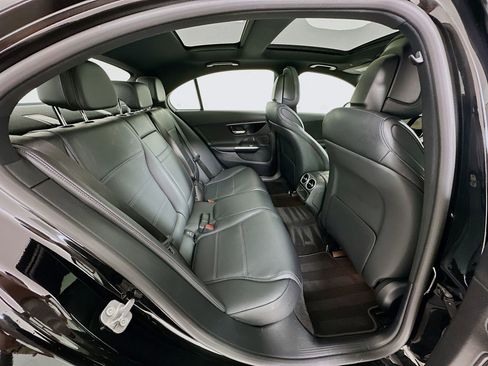 Used 2025 Mercedes-Benz C 300 Sedan image 29