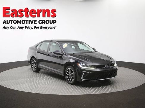 Used 2025 Volkswagen Jetta SE FWD image 48