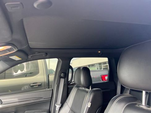 Certified 2021 Jeep Grand Cherokee Limited w/ Quick Order Package 28K 80th AWD/4WD image 9