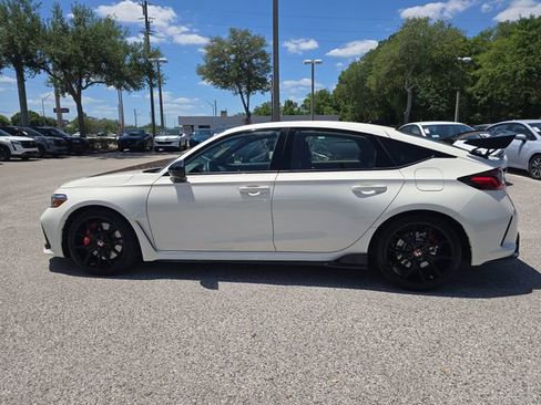 Used 2023 Honda Civic Type R image 5