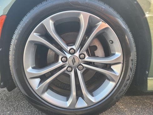 Used 2022 Dodge Charger R/T RWD image 9