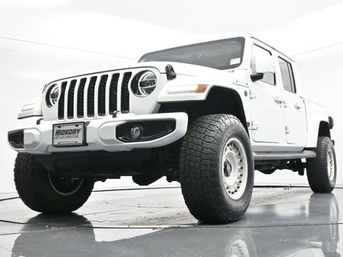 Used 2022 Jeep Gladiator Overland image 46