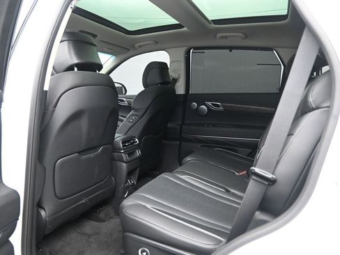 Used 2025 Genesis GV80 3.5T Advanced image 28