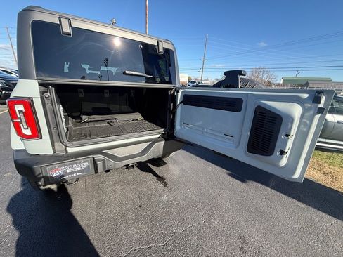 Used 2024 Ford Bronco Outer Banks image 18