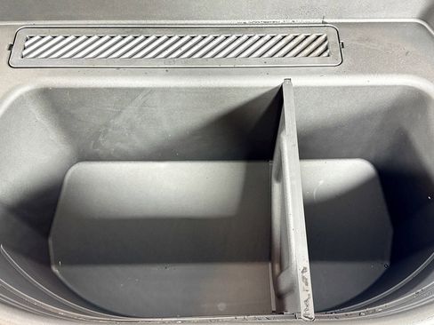 New 2025 Audi SQ6 e-tron Prestige image 27