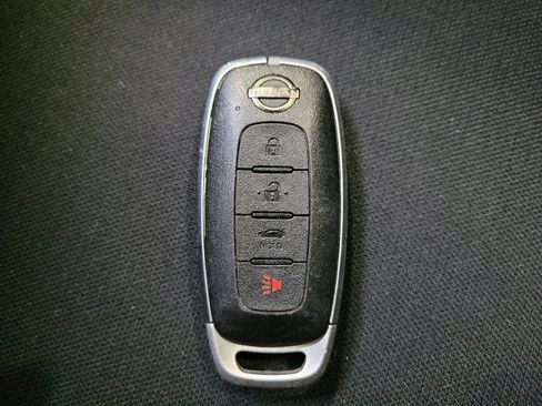Used 2024 Nissan Sentra SV FWD image 32