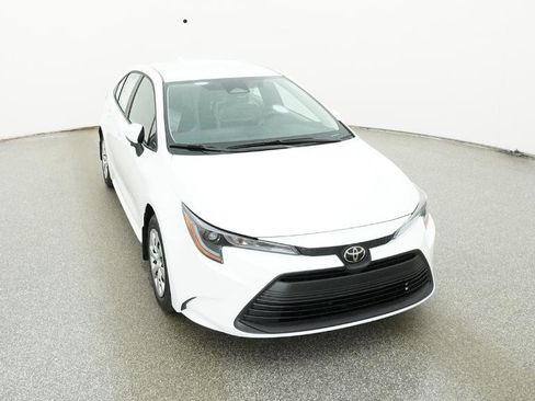 New 2026 Toyota Corolla LE image 32