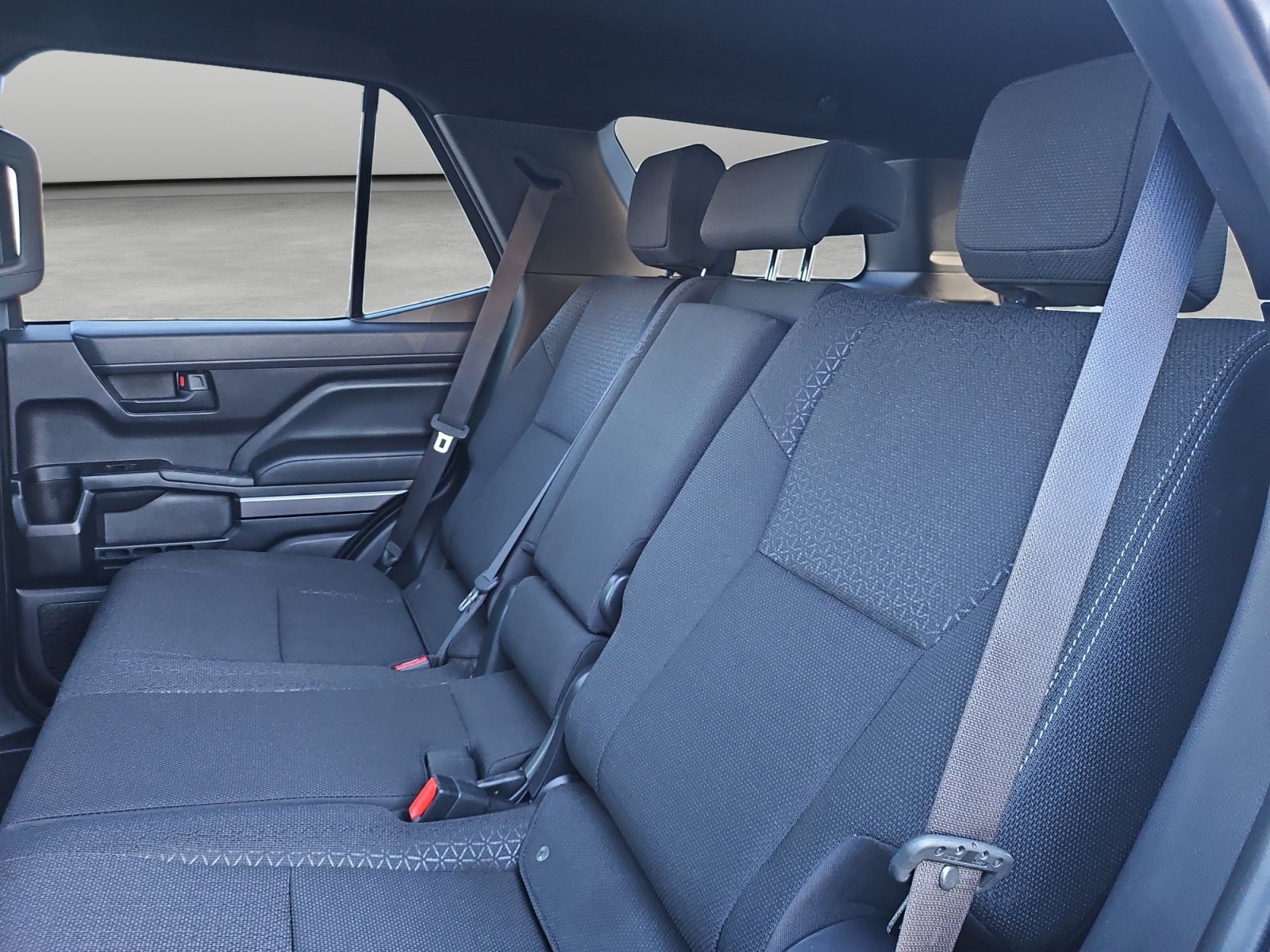 Used 2025 Toyota 4Runner SR5 AWD/4WD image 42