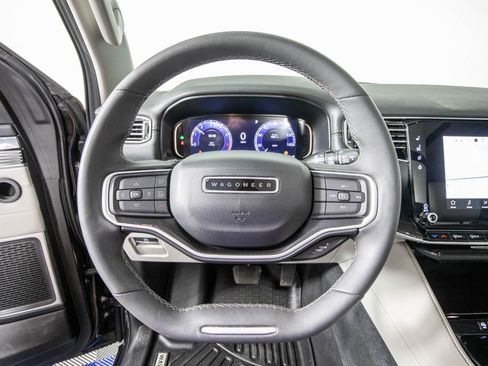 Used 2024 Jeep Wagoneer 2WD w/ Premium Group I image 21