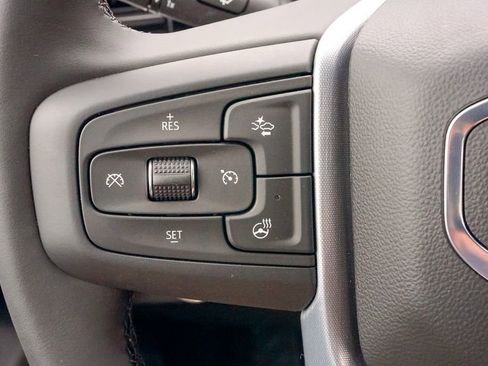 New 2026 GMC Sierra 1500 Elevation image 29