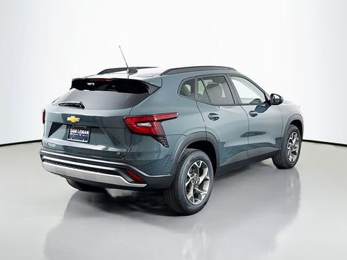 New 2026 Chevrolet Trax LT image 7