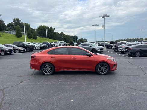 Used 2023 Kia Forte GT-Line w/ GT-Line Technology Package FWD image 2