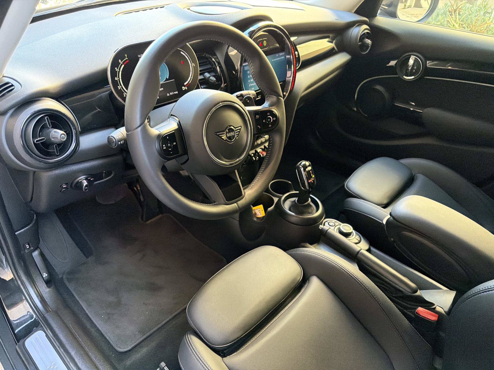 Used 2024 MINI Cooper S FWD image 13