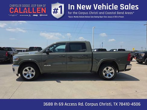 Used 2026 RAM 1500 Big Horn AWD/4WD image 11