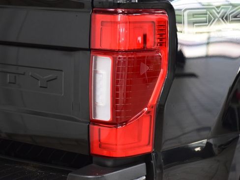 Used 2022 Ford F350 Lariat w/ Lariat Ultimate Package AWD/4WD image 19