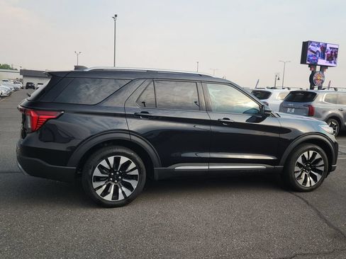 Used 2025 Ford Explorer Platinum w/ LUX Leather Package AWD/4WD image 9