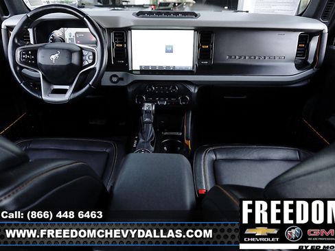 Used 2021 Ford Bronco Badlands image 7