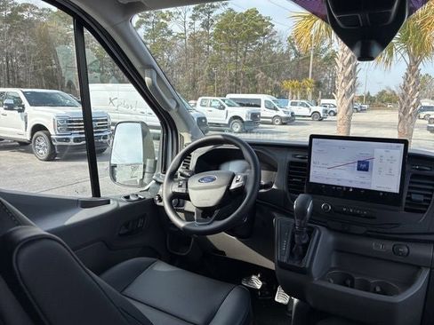 New 2026 Ford Transit 250 148 Medium Roof w/ Load Area Protection Package image 24