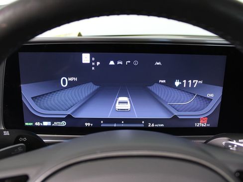 Used 2024 Hyundai Ioniq 6 Limited image 9