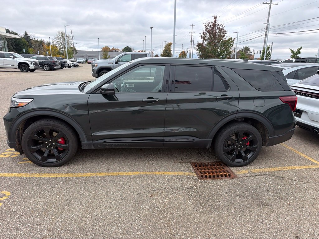 Used 2022 Ford Explorer ST w/ Equipment Group 401A AWD/4WD image 5