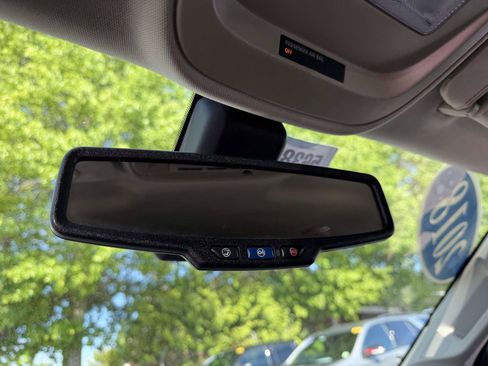 Used 2018 Chevrolet Colorado Z71 AWD/4WD image 29