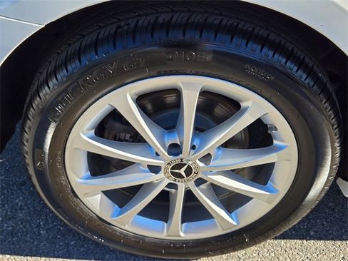 Used 2021 Mercedes-Benz A 220 image 10