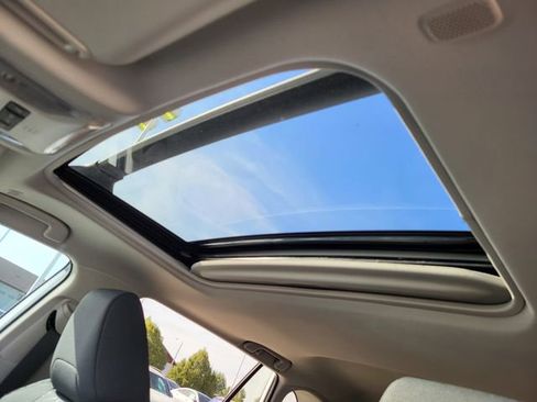 Used 2025 Toyota RAV4 XLE w/ Convenience Package image 7