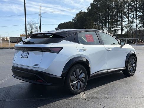 Certified 2023 Nissan Ariya AWD image 5