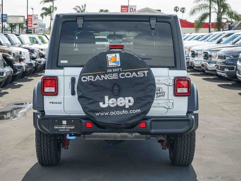 Used 2023 Jeep Wrangler Unlimited w/ Convenience Group image 5