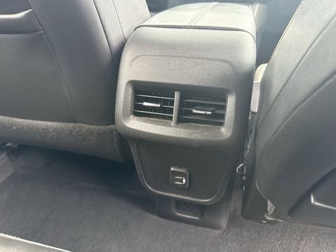 Used 2021 GMC Terrain SLT image 38