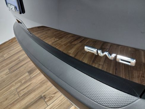 Certified 2022 Ford Escape Titanium image 14