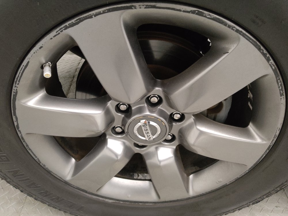 Used 2015 Nissan Titan SV w/ SV Value Truck Package AWD/4WD image 31