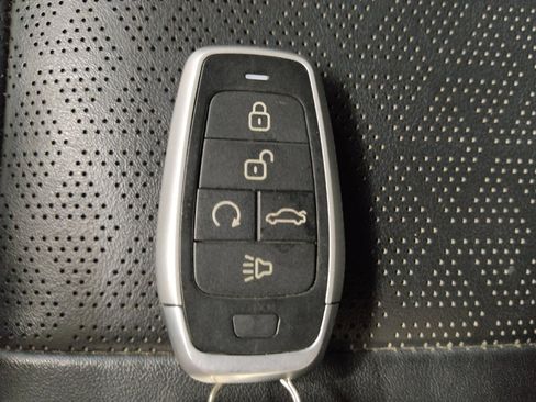 Used 2022 Kia Sorento SX image 32