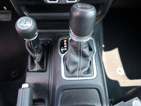 Used 2023 Jeep Wrangler Unlimited Sahara w/ Cold Weather Group AWD/4WD image 23
