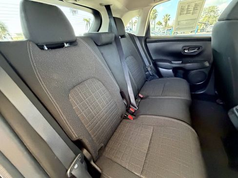Used 2023 Honda HR-V LX image 19