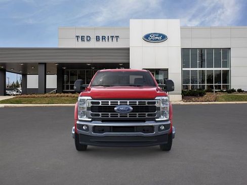 New 2026 Ford F450 XLT w/ FX4 Off-Road Package AWD/4WD image 7