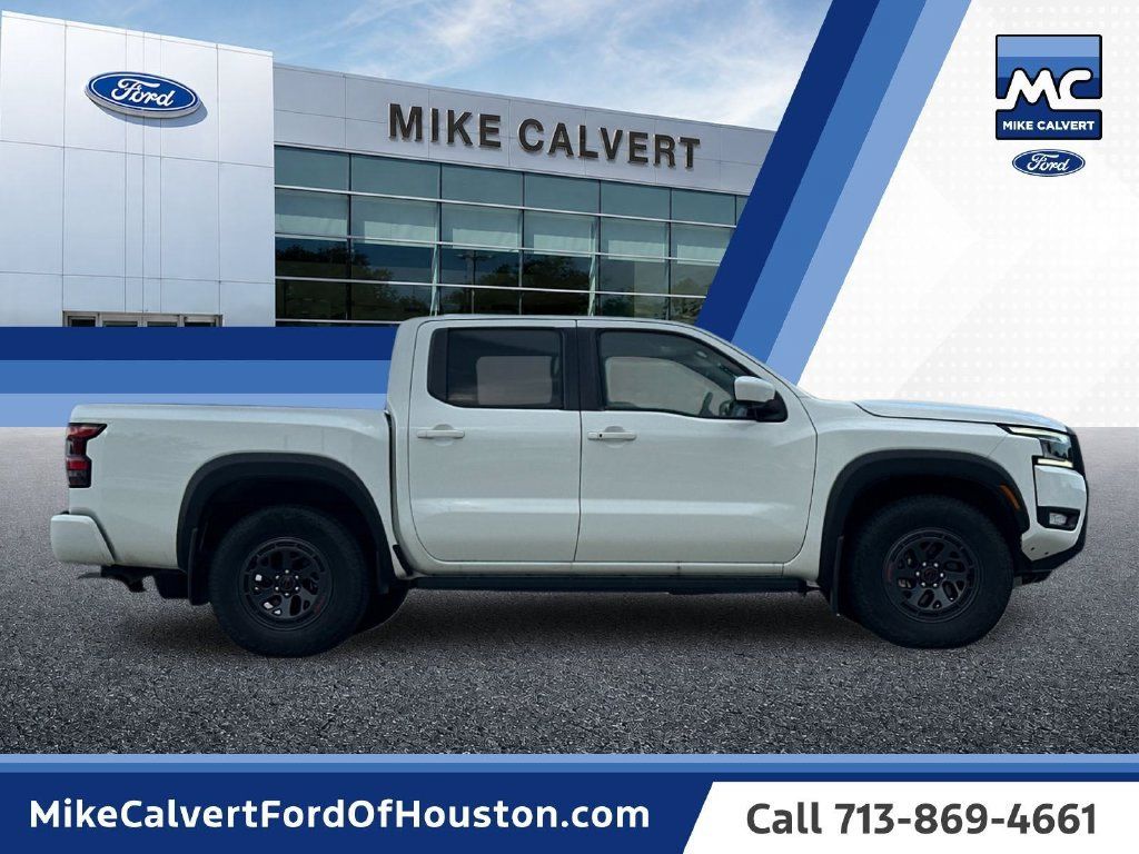Used 2025 Nissan Frontier PRO-4X w/ Pro Premium Package AWD/4WD image 6