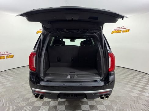 Used 2023 GMC Yukon Denali AWD/4WD image 5
