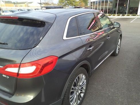 Used 2017 Lincoln MKX Reserve w/ Lincoln MKX Climate Package image 12