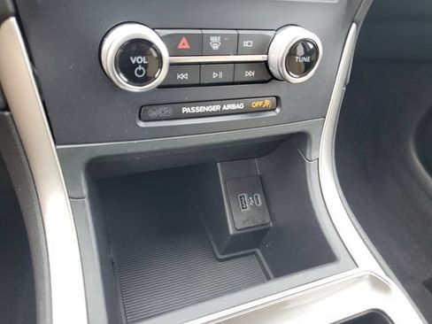 Used 2023 Ford Edge SEL AWD/4WD image 21