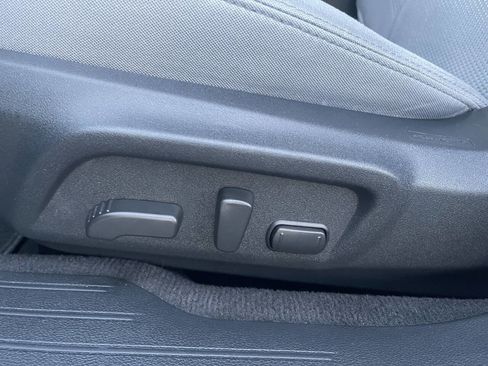 Used 2018 Subaru Legacy 2.5i Premium image 20