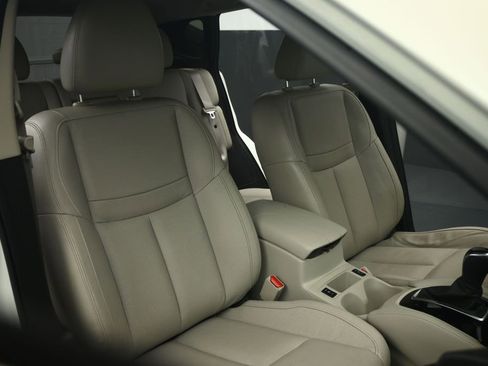 Used 2020 Nissan Rogue Sport SL w/ Premium Package FWD image 51