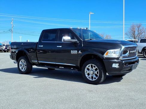 Used 2018 RAM 2500 Limited image 2